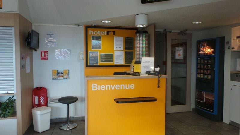 Enzo Hotels 1Er Prix Saint-Martin-sur-le-Pré Exterior foto